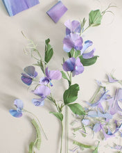 Load image into Gallery viewer, Crepe Paper Florals (Creative Workshop)